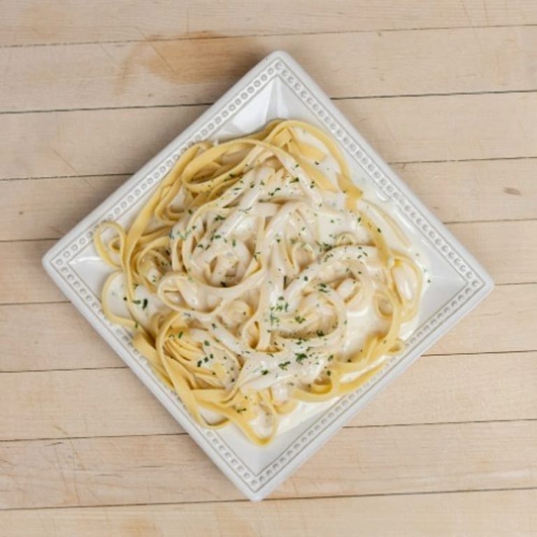 Fettuccine Alfredo Delight