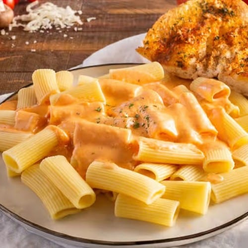 Romano Sauce (Pink Sauce).