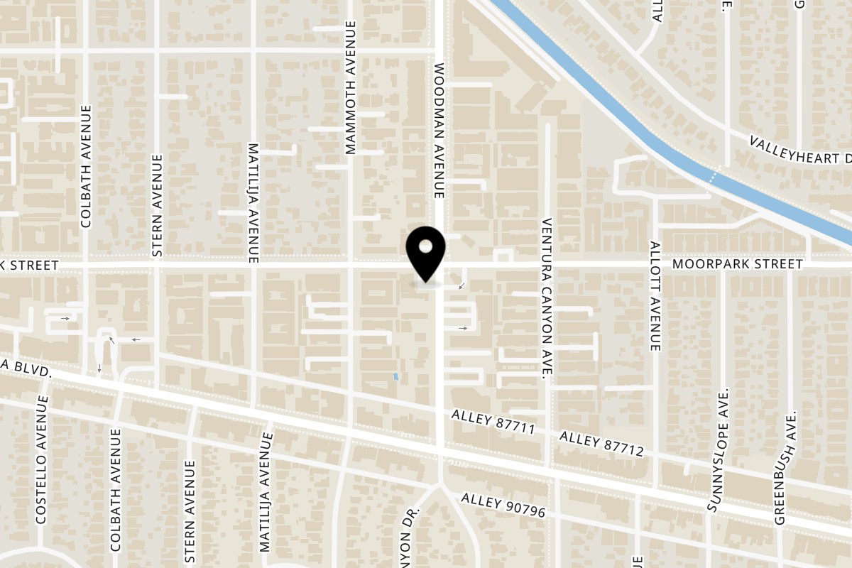 Map showing the location of Ameci Pizza & Pasta Sherman Oaks on 4371 1/2 Woodman Ave in Sherman Oaks
